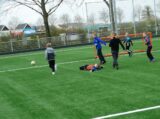 Paas-plezier op sportpark Het Springer voor S.K.N.W.K. JO7-1 en JO9-1 van zaterdag 8 april 2023 (83/240)